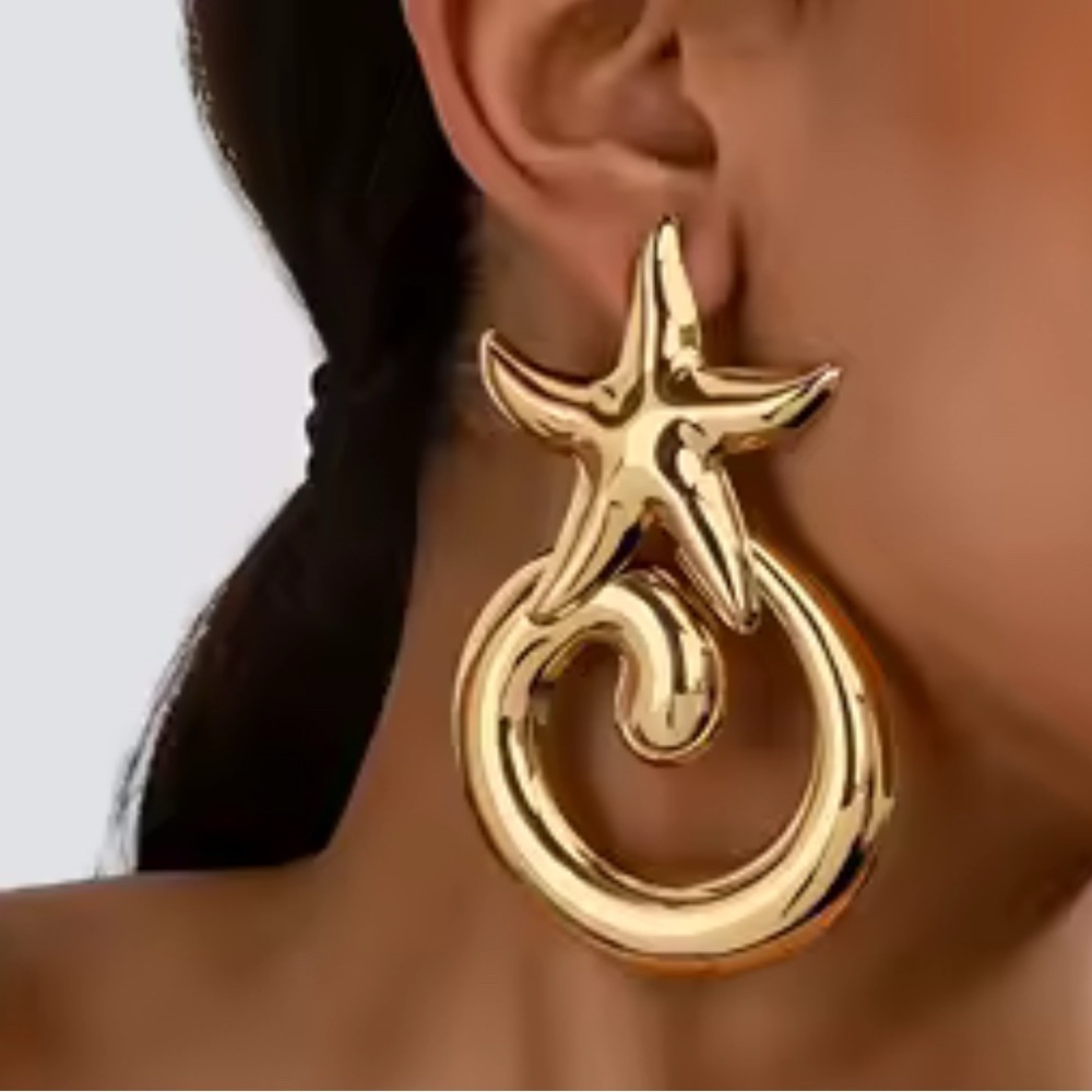 Gold Starfish Hoop Earrings - Picture 5 of 12